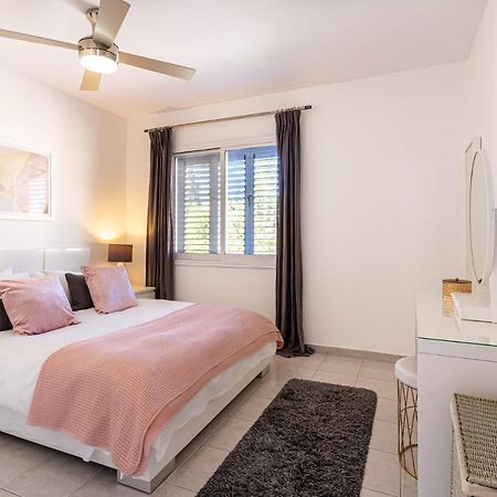 Summer Breeze Holiday Apartment With Pool بافوس المظهر الخارجي الصورة