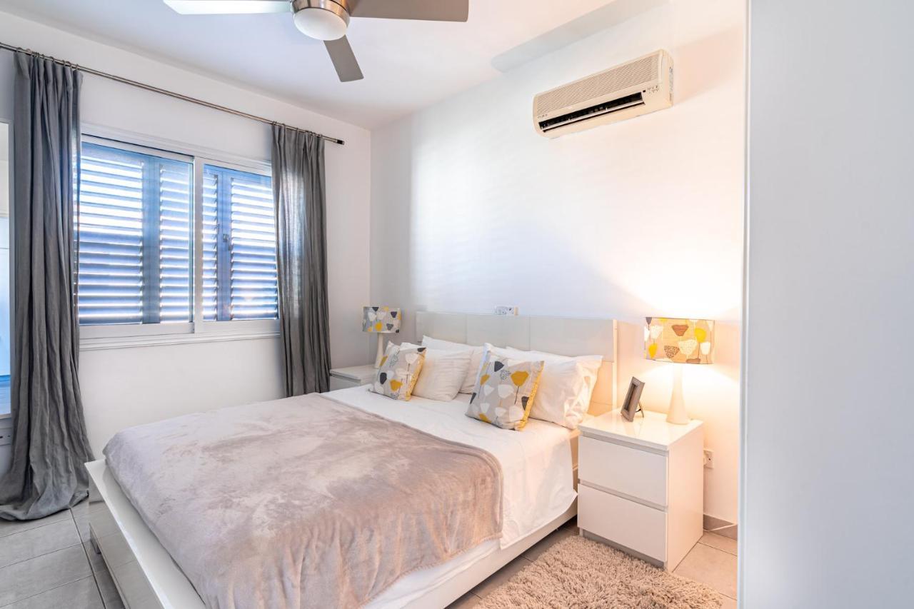 Summer Breeze Holiday Apartment With Pool بافوس المظهر الخارجي الصورة
